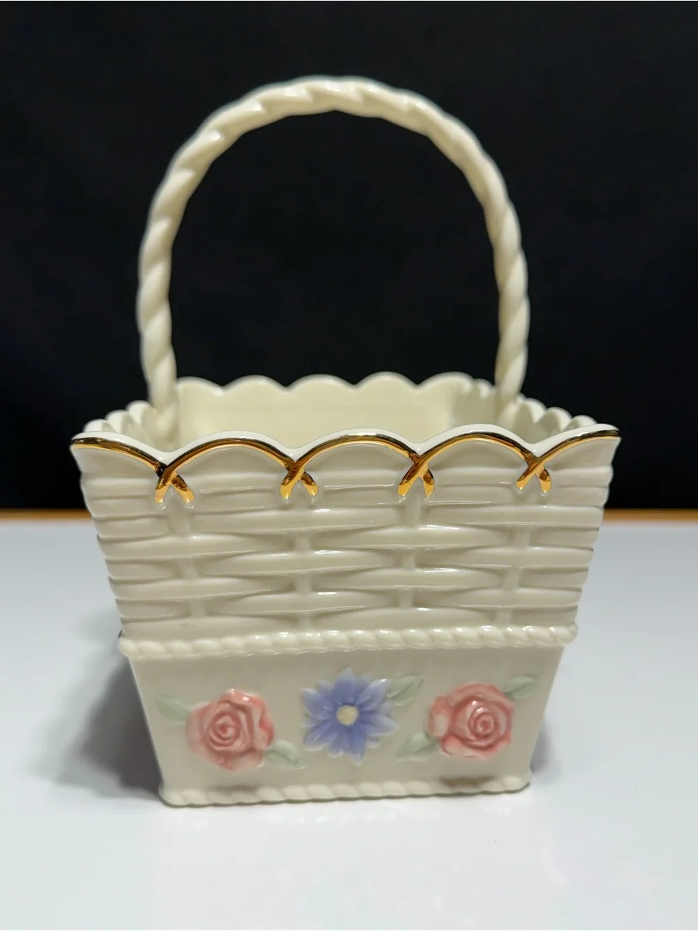 Lenox Ivory Porcelain Woven Basket Flowers & Butterfly Gold Trim Cottagecore